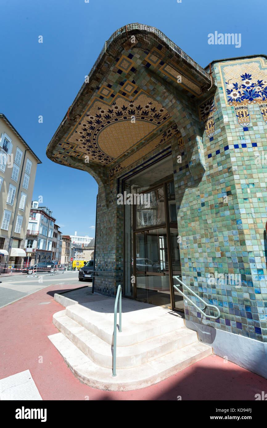 LIMOGES, LIMOUSIN, FRANCE - JULY 2, 2017: The entrance to the pavillon du Verdurier with it's mosaic walls. Stock Photo