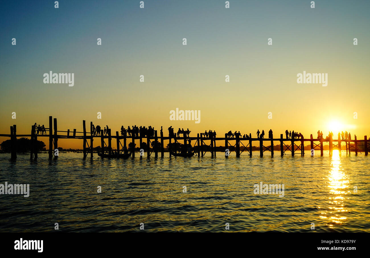 Bain Bridge Amarapura Myanmar Burma High Resolution Stock Photography ...