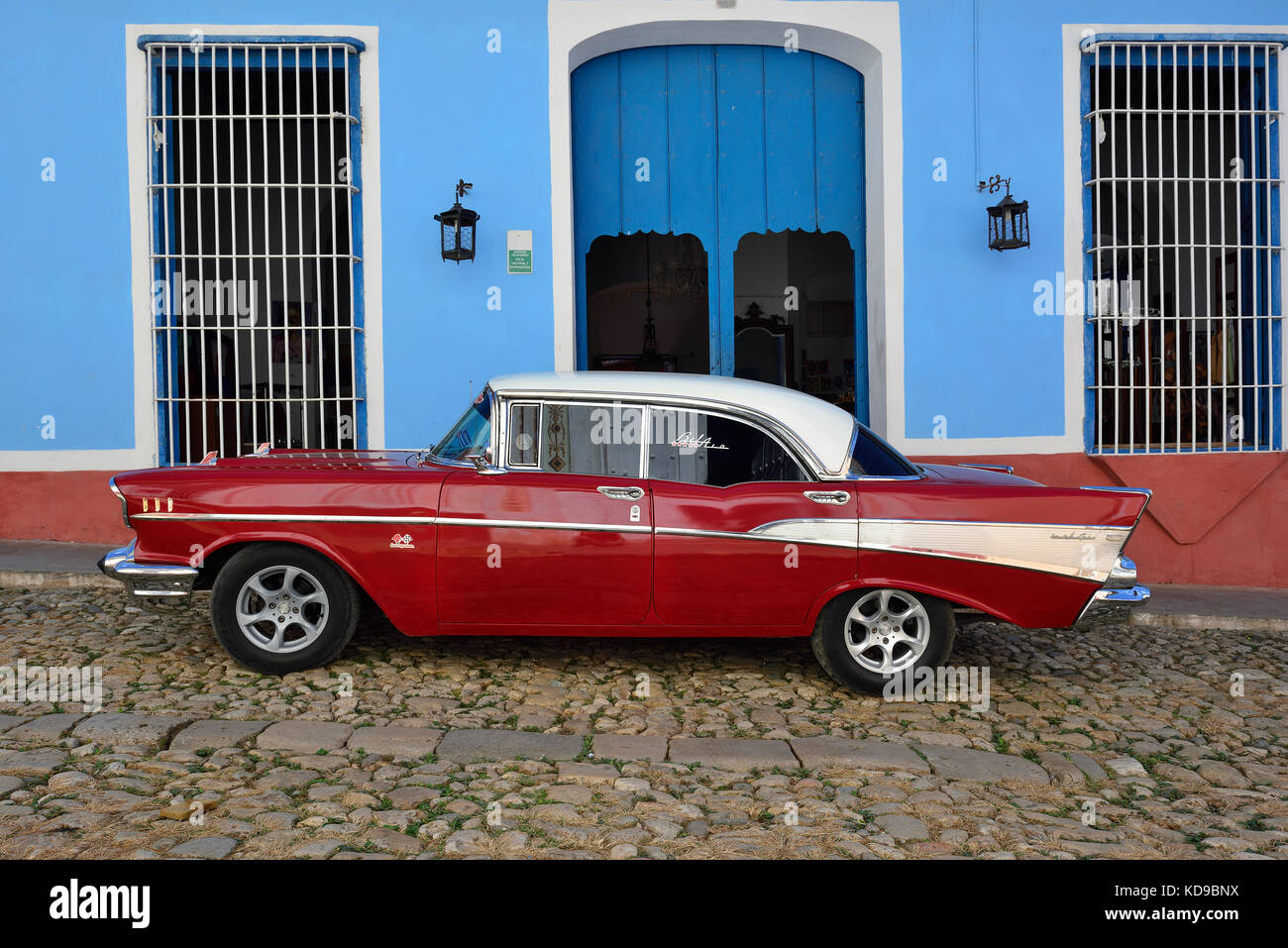 TRYNIDAD, CUBA - 08 NOVEMBER 2016: Classical old chevrolet on the Cuban street in Trinidad Stock Photo