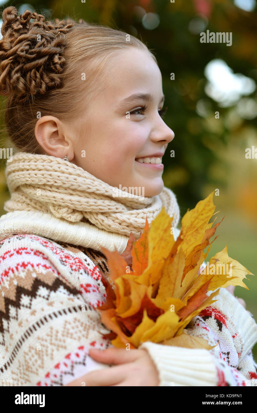 portrait of pretty little girl Stock Photo - Alamy