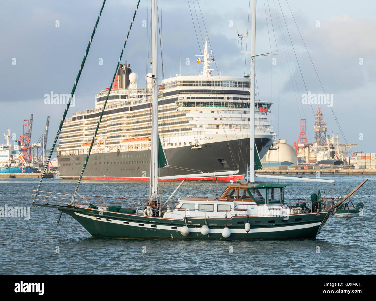 Queen Victoria cruise ship Stock Photo Alamy