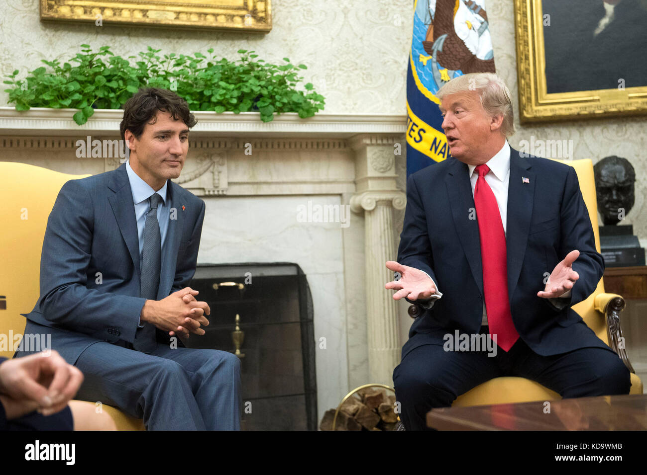Washington DC, USA. 11th Oct, 2017. United States President Donald Trump speaks alongside Canadian Prime Minister Justin Trudeau during a meeting in the Oval Office at the White House in Washington, DC on October 11, 2017. Credit: Kevin Dietsch/Pool via CNP /MediaPunch Credit: MediaPunch Inc/Alamy Live News Stock Photo