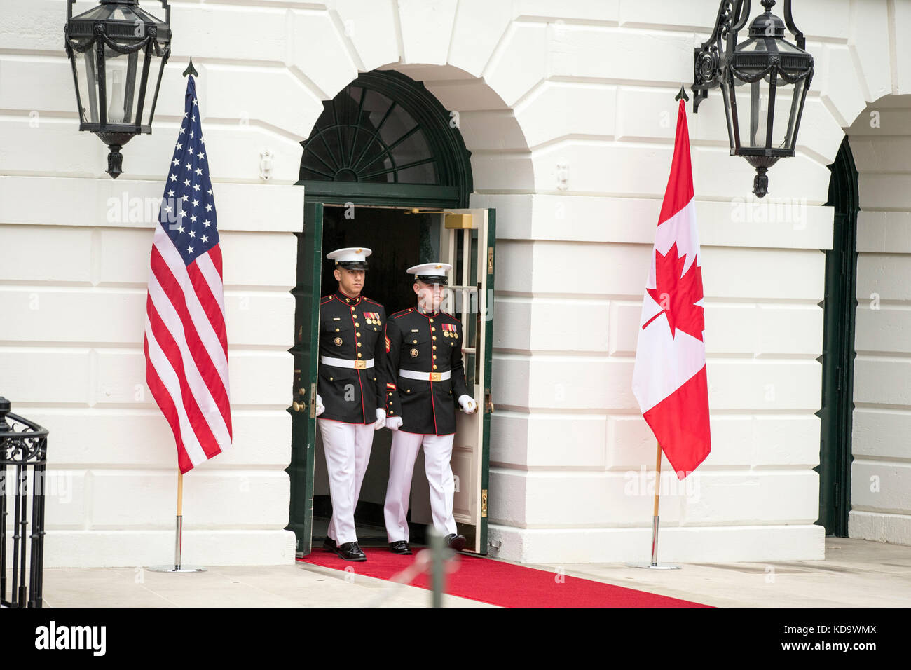 Washington DC, USA. 11th Oct, 2017. Two United States Marines walk through the door of the South portico of the White House prior to the arrival of the Prime Minister of Canada Justin Trudeau and his wife Sophie Grégoire at the White House on October 11th, 2017 in Washington, DC Credit: Alex Edelman/CNP /MediaPunch Credit: MediaPunch Inc/Alamy Live News Stock Photo