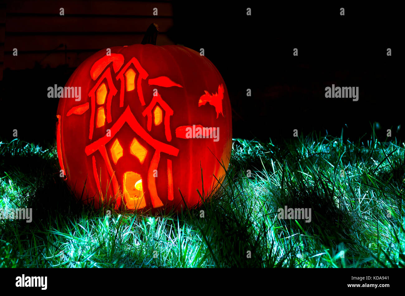 Haunter Pumpkin Stencil haunter-pumpkin-stencil