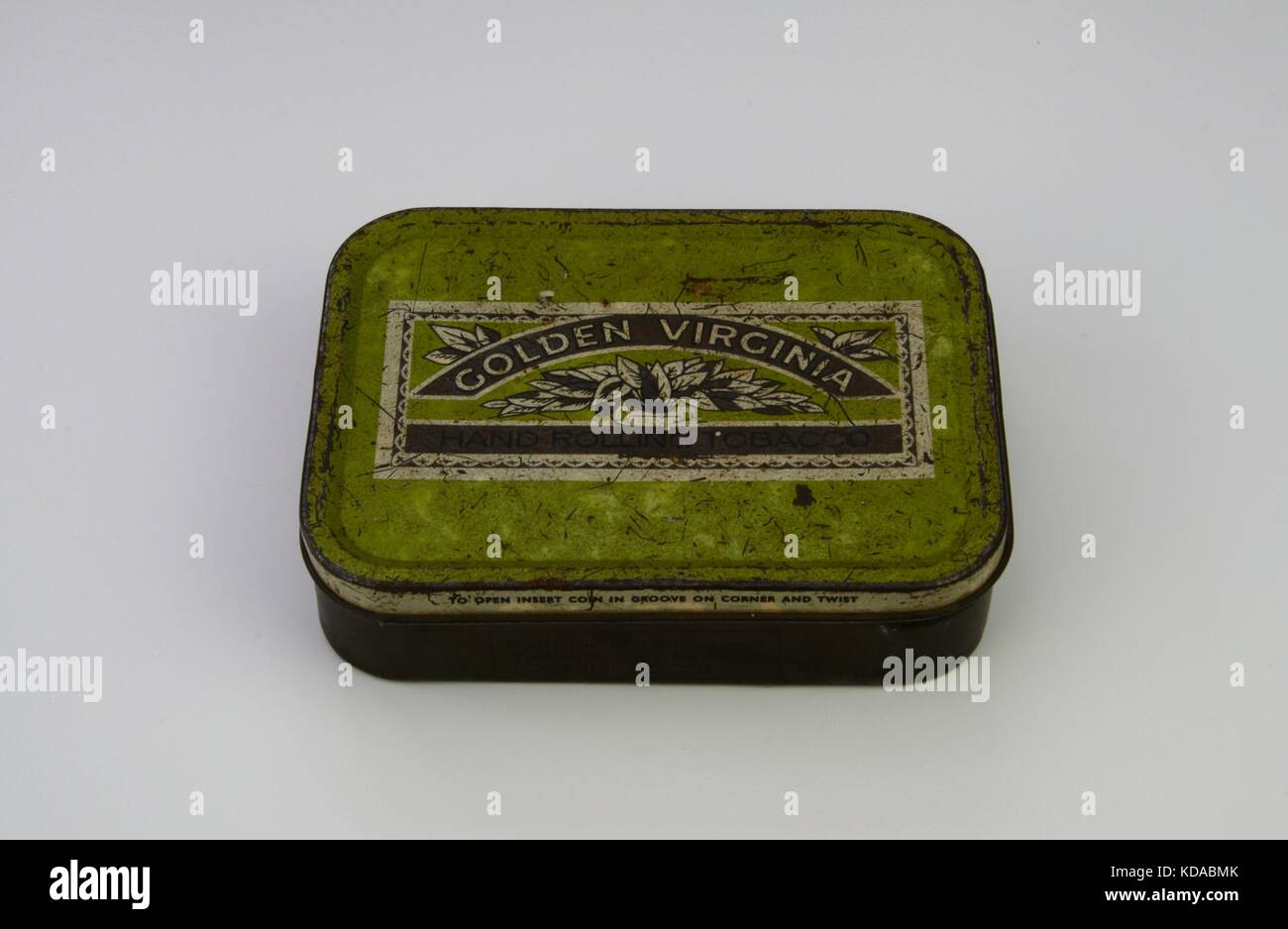 Retro Golden Virginia Tobacco Tin Stock Photo - Alamy