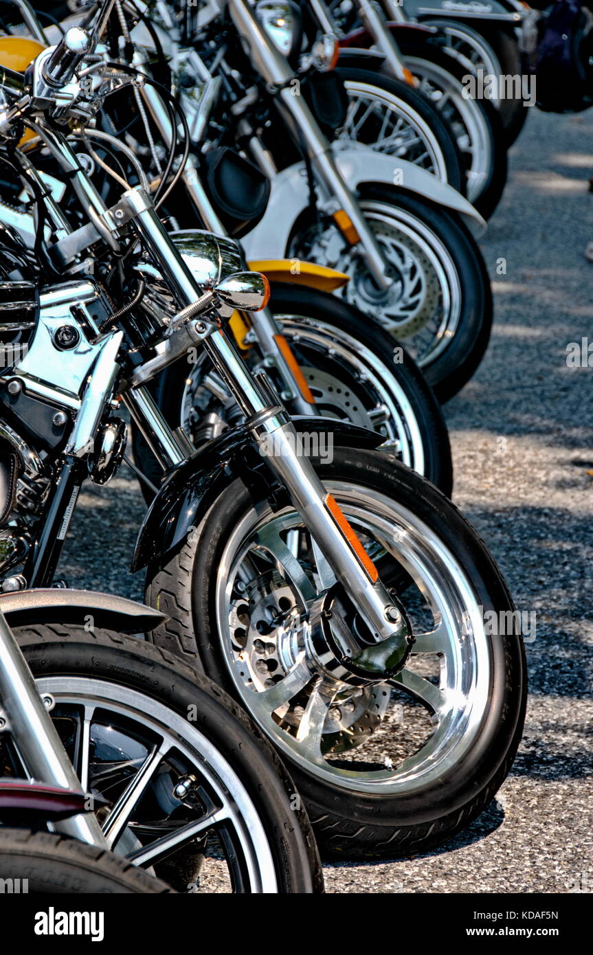 Multiple black bikes hi-res stock photography and images - Alamy