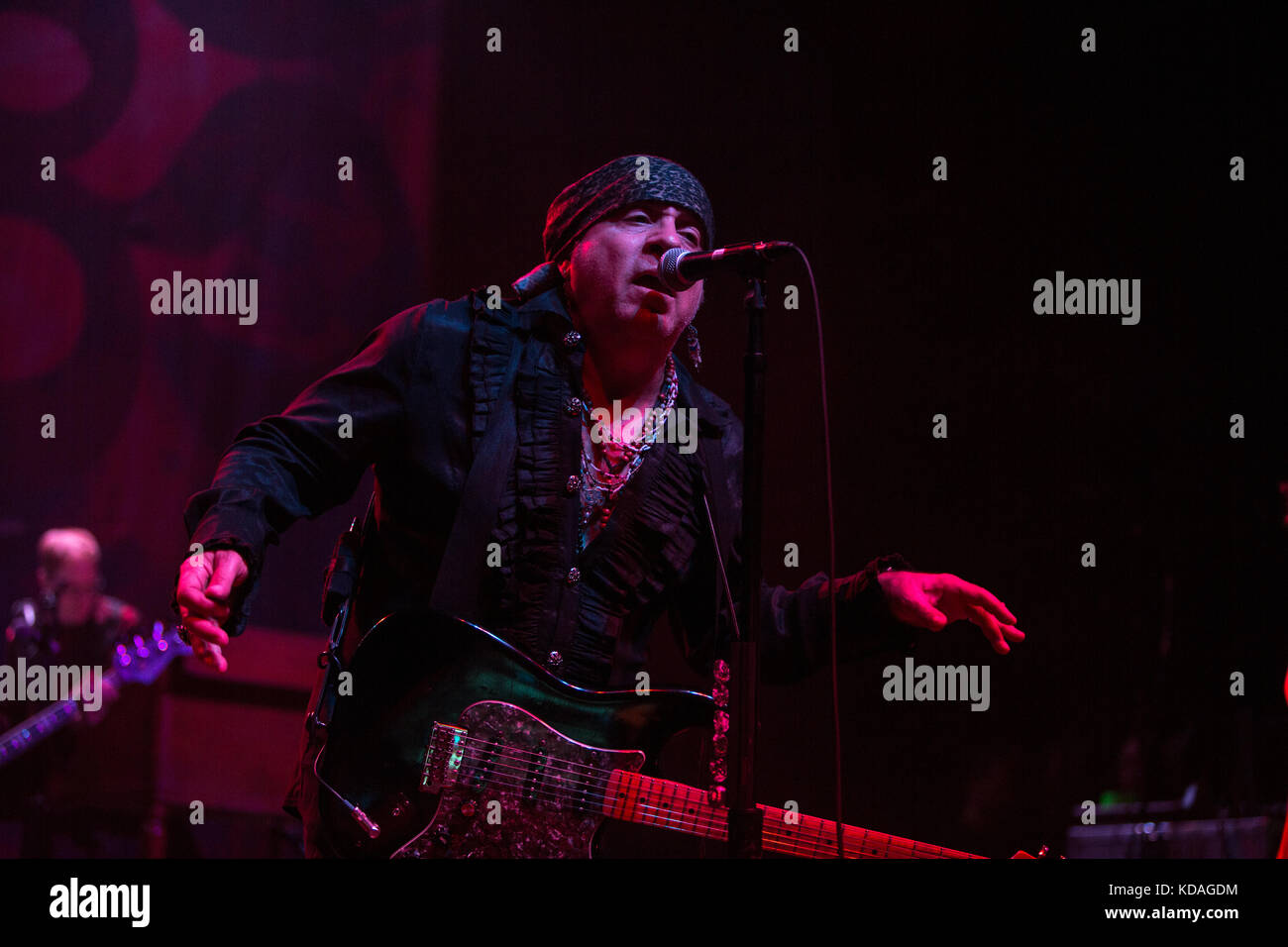 Little Steven and the Disciples of Soul perform at the Danforth Music ...