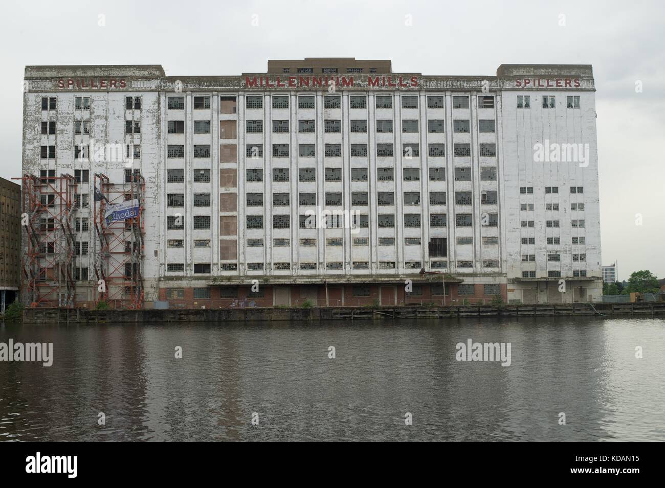 Derelict Spillers Millennium Flower Mills building Stock Photo Alamy