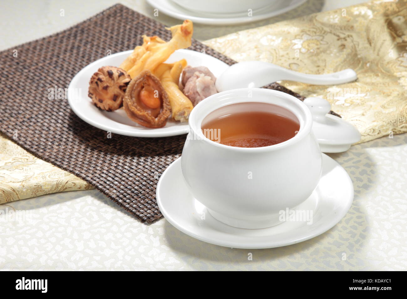 chinese chicken or seafood broth Stock Photo Alamy