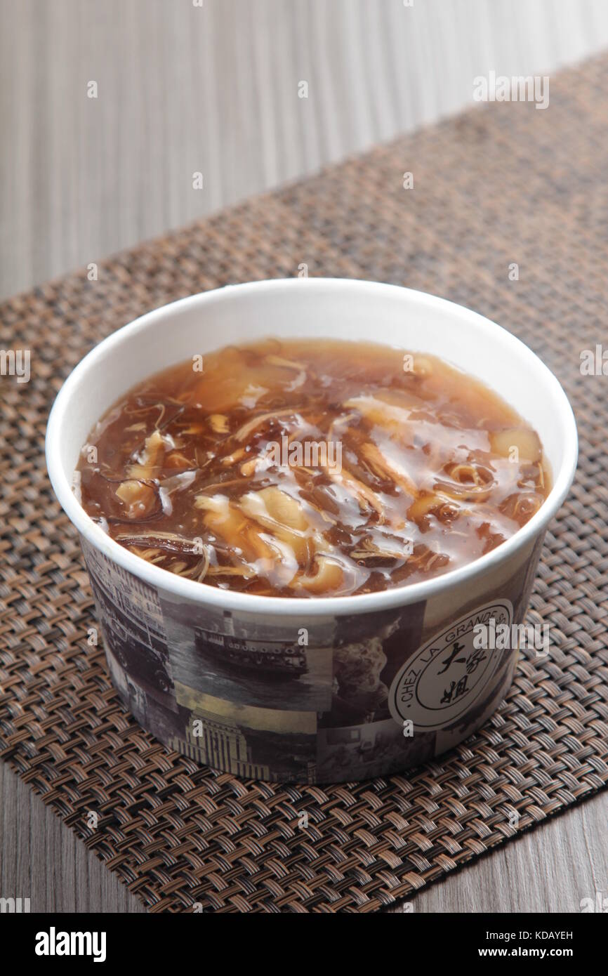 chinese chicken or seafood broth Stock Photo Alamy