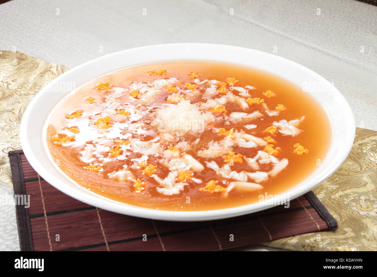 chinese chicken or seafood broth Stock Photo Alamy