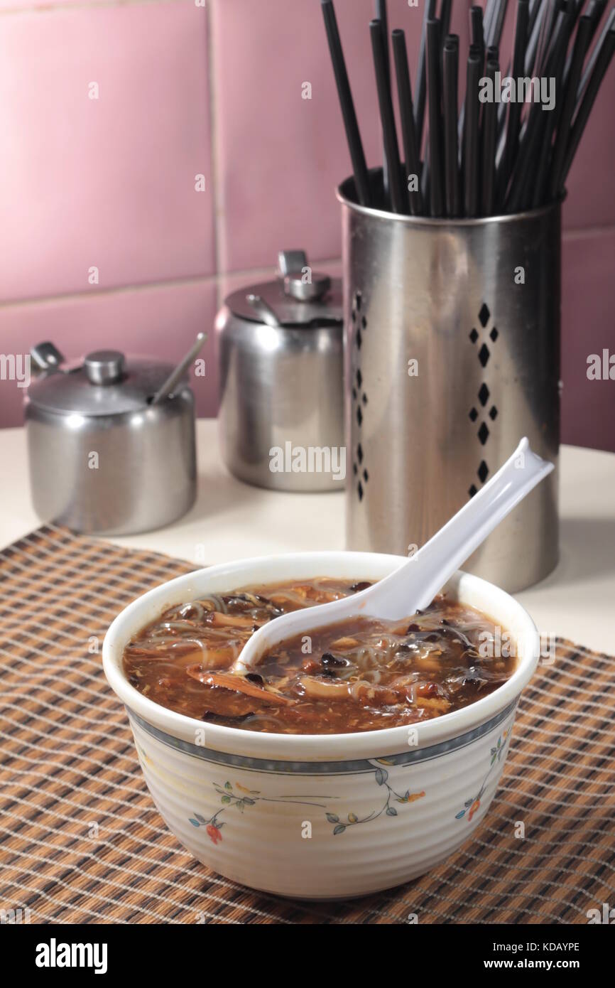 chinese chicken or seafood broth Stock Photo Alamy