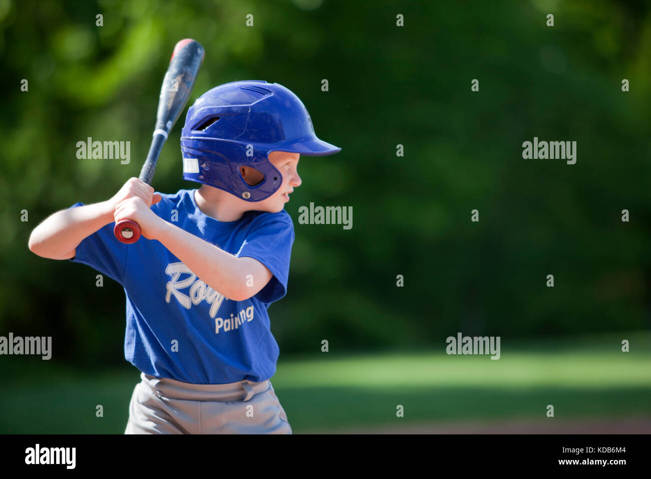 Baseball player hitting ball hires stock photography and images Alamy
