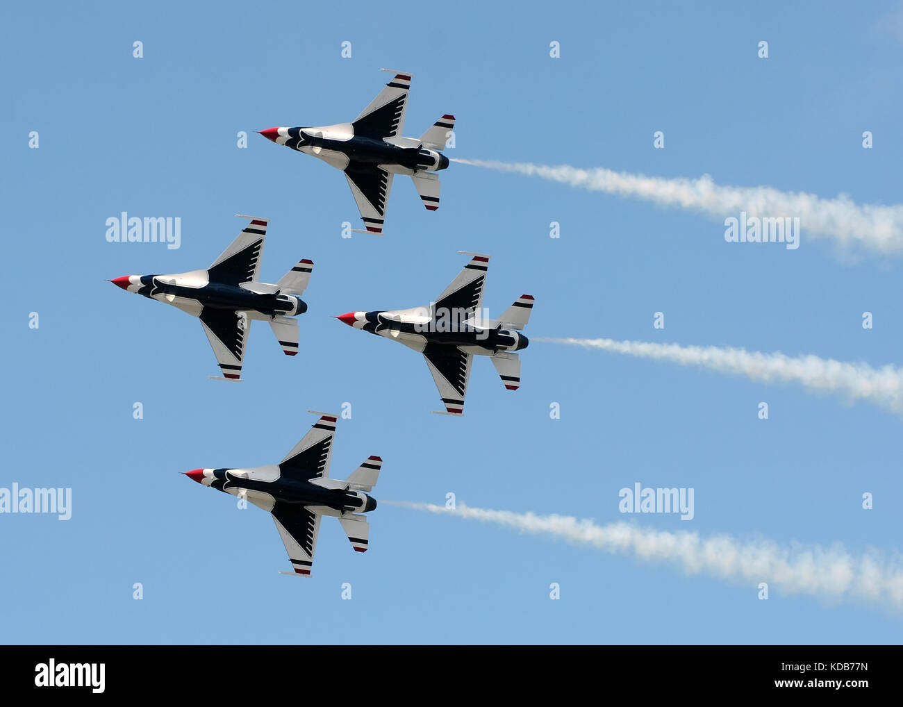 Jet fighters in formation Stock Photo - Alamy