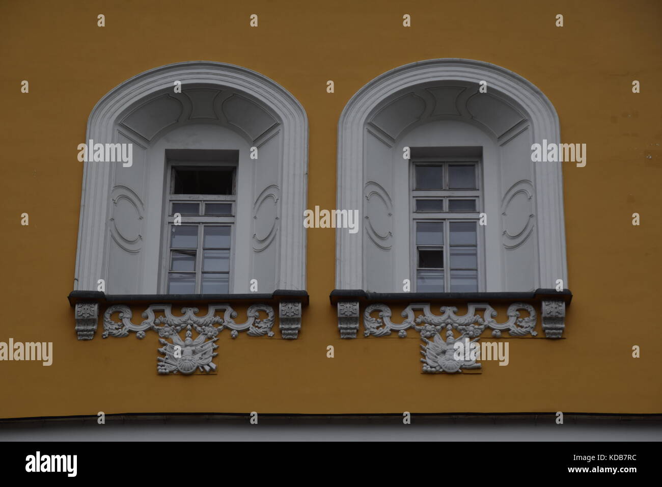 Two windows hi-res stock photography and images - Alamy