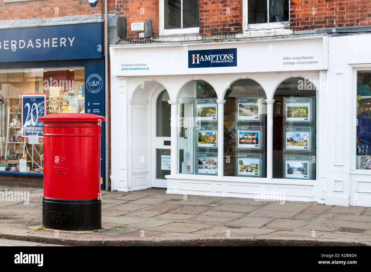 Hamptons international estate agency hires stock photography and
