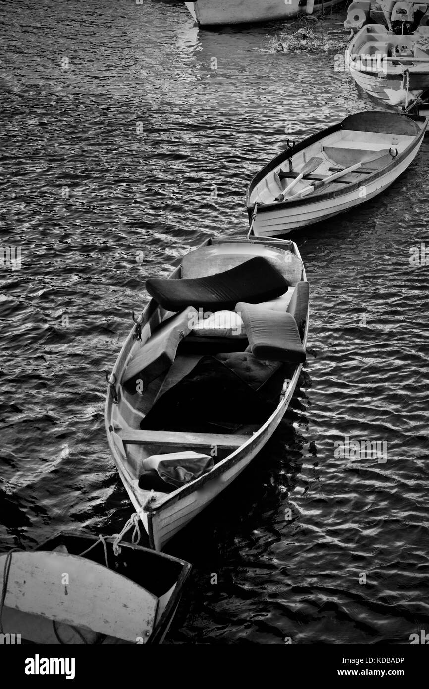 London river boats Black and White Stock Photos & Images - Alamy