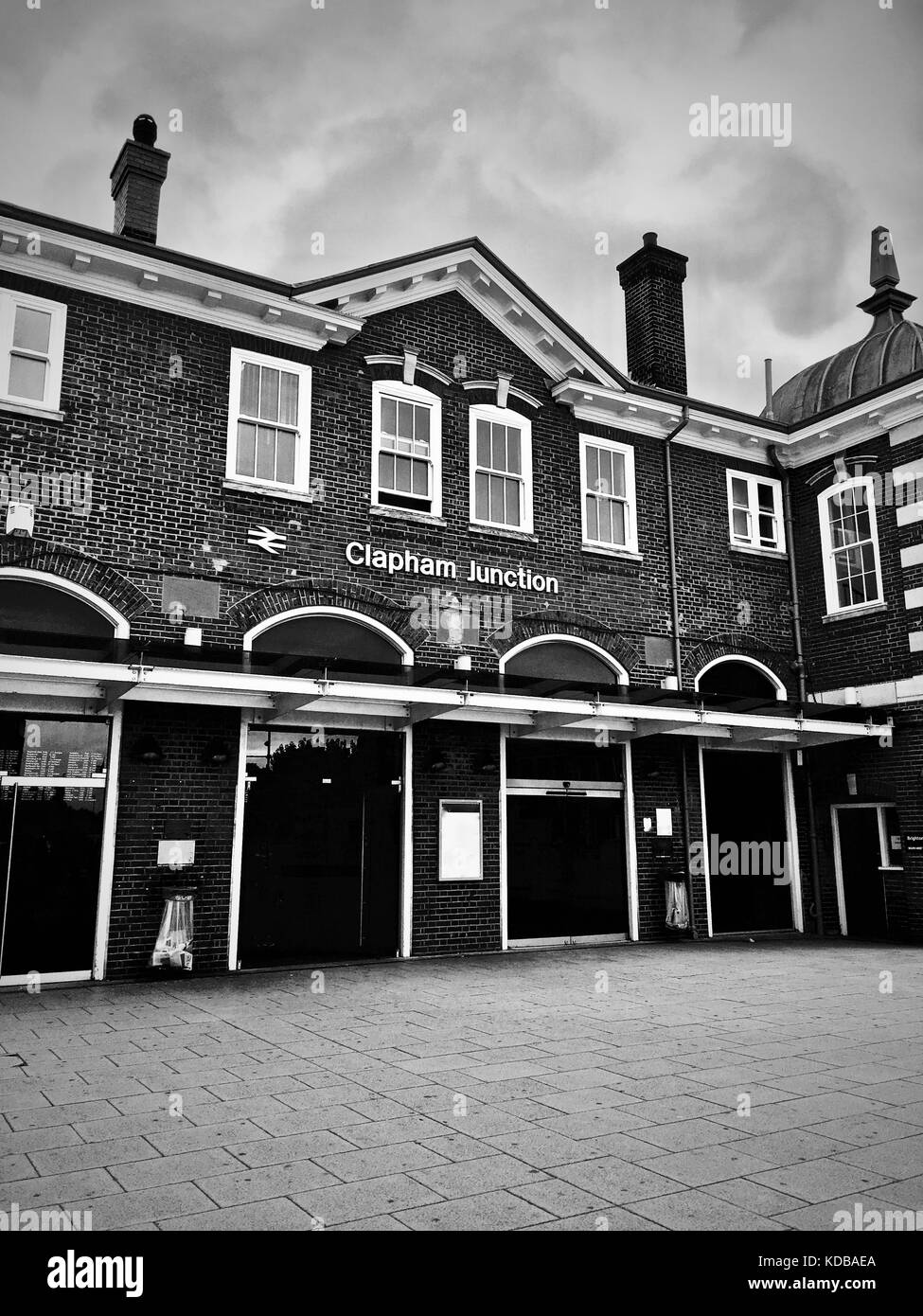 Clapham station old hires stock photography and images Alamy
