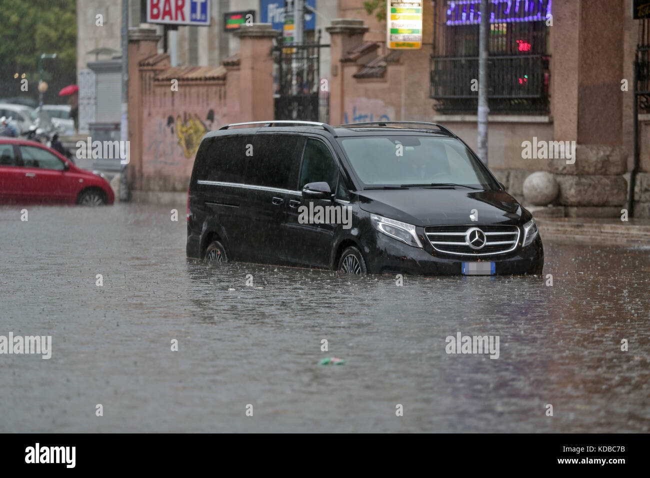 Rome is hit with heavy floods after Italy is hit with torrential rain ...