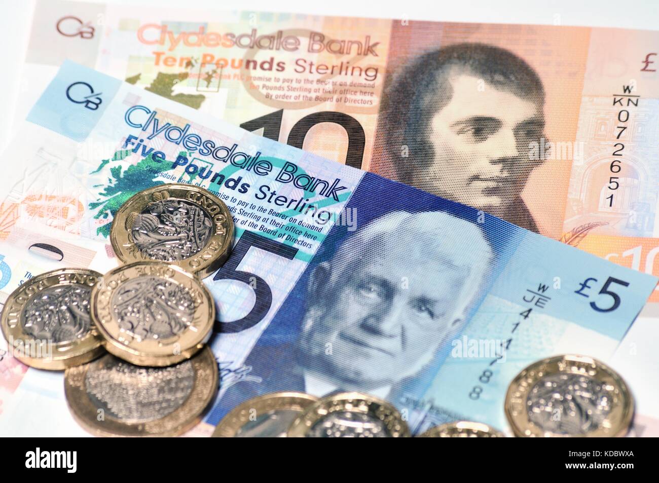 New Scottish Bank Notes And New Pound Coins Stock Photo 163145650