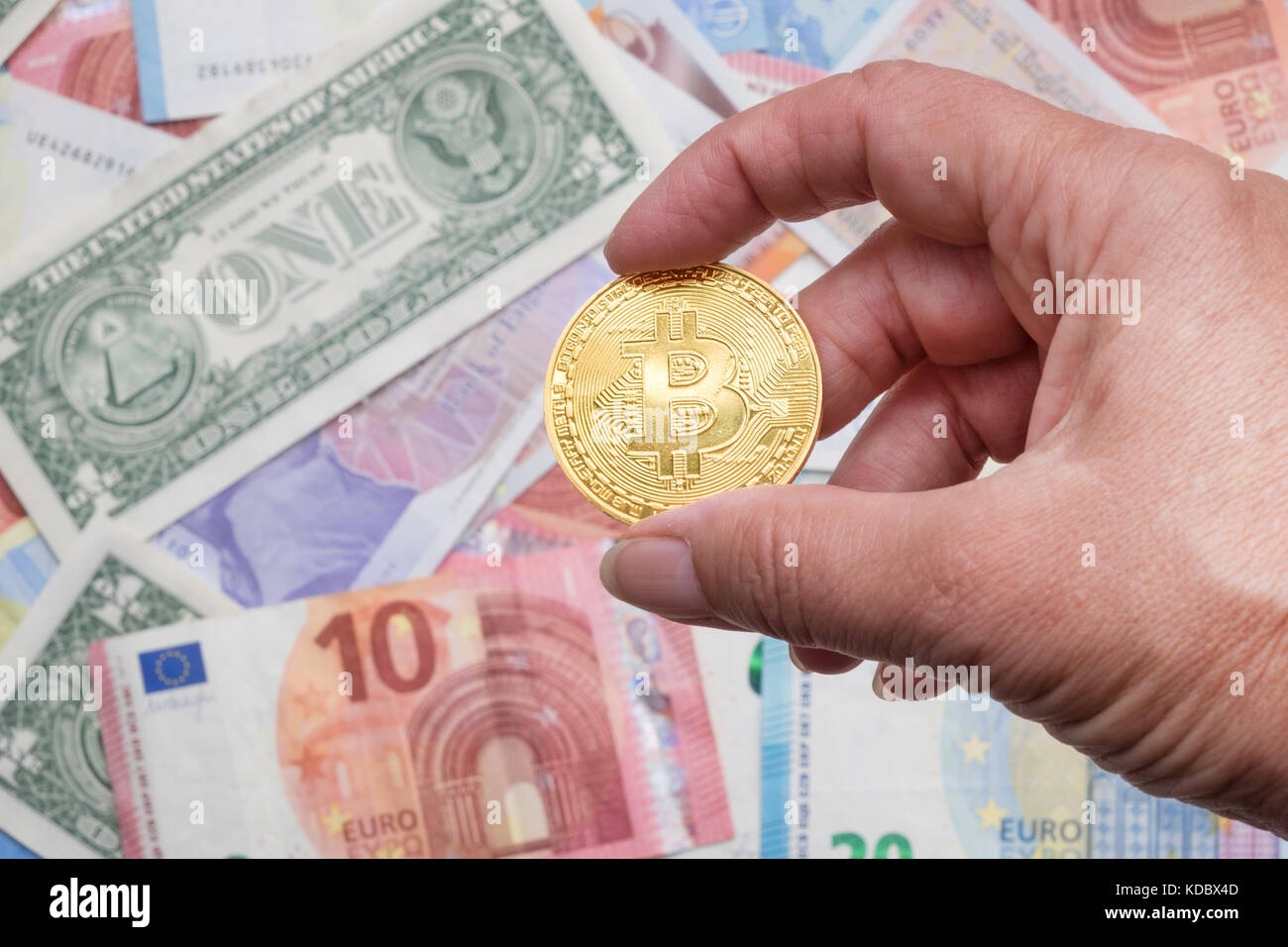 Real euro coin hi-res stock photography and images - Page 2 - Alamy