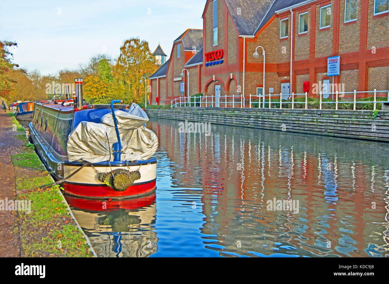Rickmansworth, Grand Union Canal, and Narrow Boat Moored, Hertfordshire, England, Stock Photo