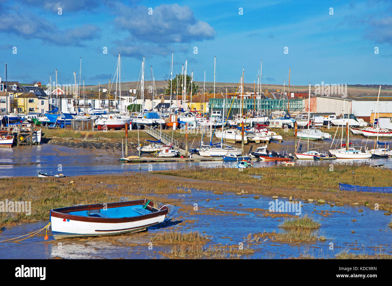 Shoreham on Sea, River Adur, with Yachts on Forshore, Sussex, England Stock Photo