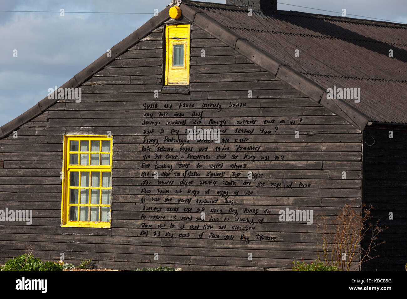 ‘Busy old fool, unruly sun’: John Donne’s iconic poem adorns the side of Prospect Cottage lived in by the late Derek Jarman, dungeness, kent, uk Stock Photo
