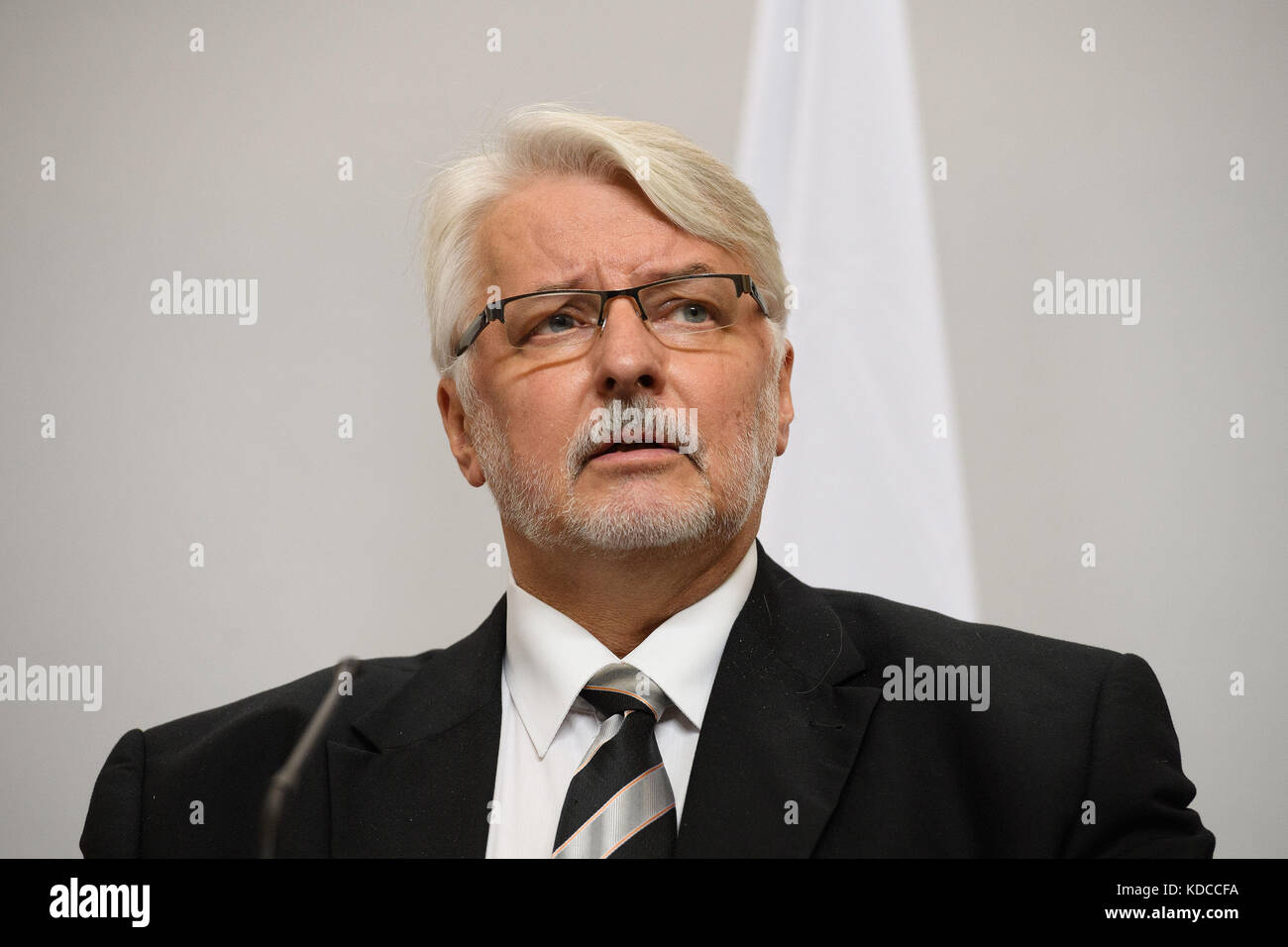 Poland's Foreign Minister Witold Waszczykowksi, during a joint press conference with Foreign Secretary Boris Johnson, Defence Secretary Sir Michael Fallon and Polish Defence Minister Antoni Macierewicz, at the Foreign & Commonwealth Office in London. Stock Photo