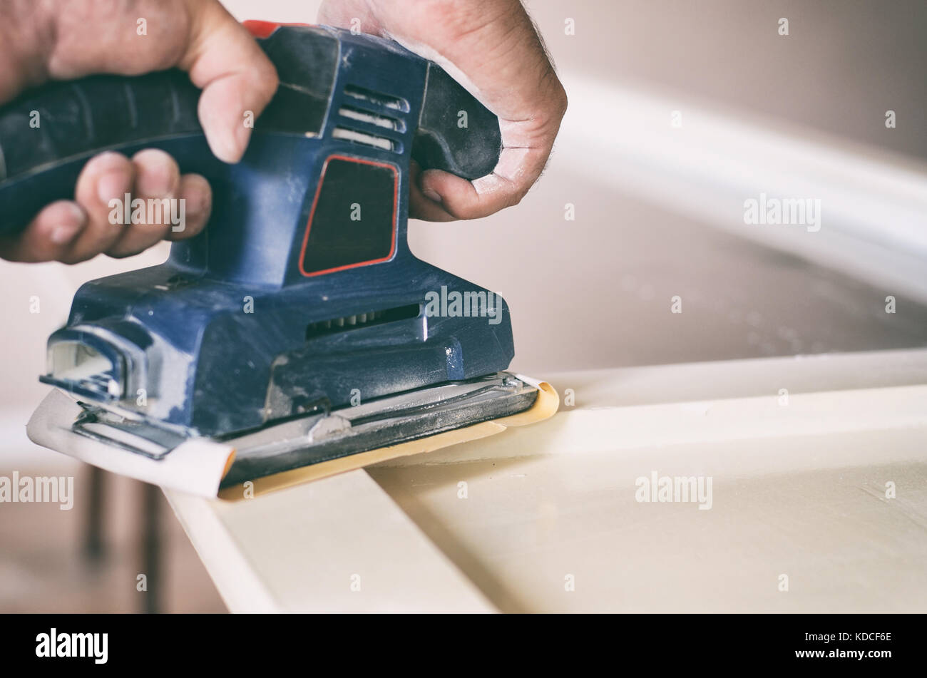 Sanding and preparing old doors with cracked paint for a new lick of paint, Smooth sanding or
