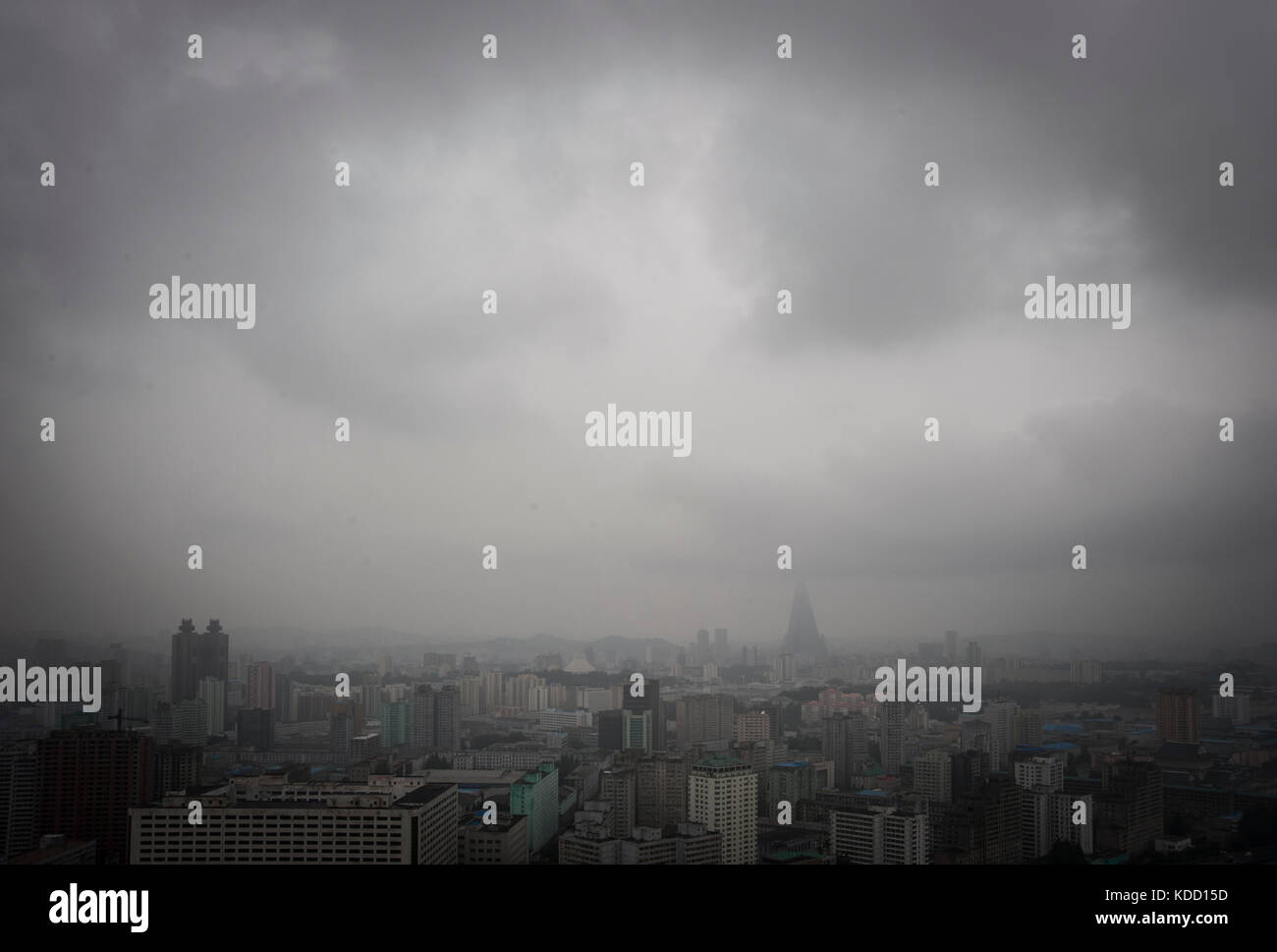 Vue générale de Pyongyang le le 13 octobre 2012. Pyongyang  General view of the October 13, 2012 Stock Photo