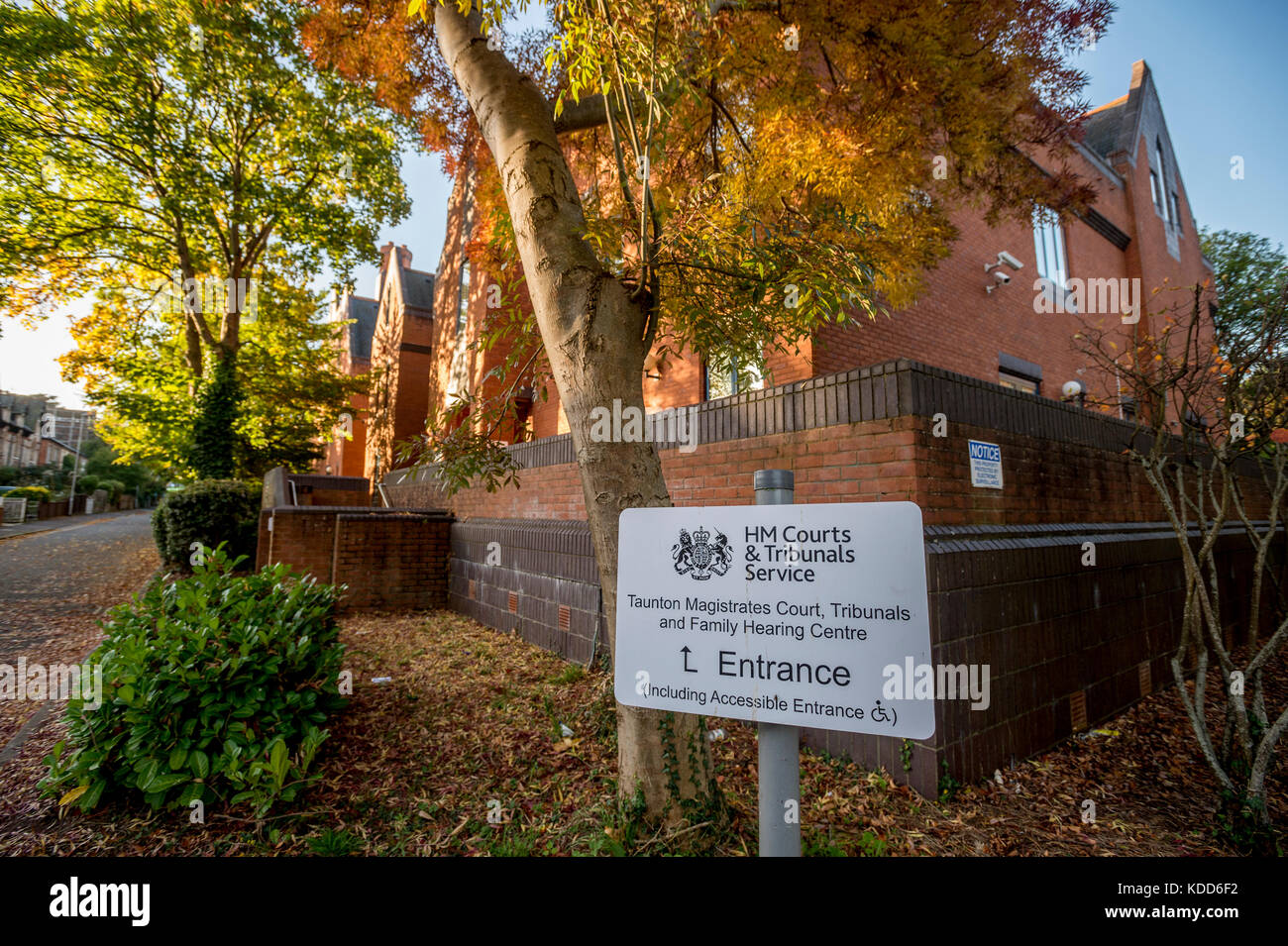 The outside of Taunton Magistrates' Court Stock Photo