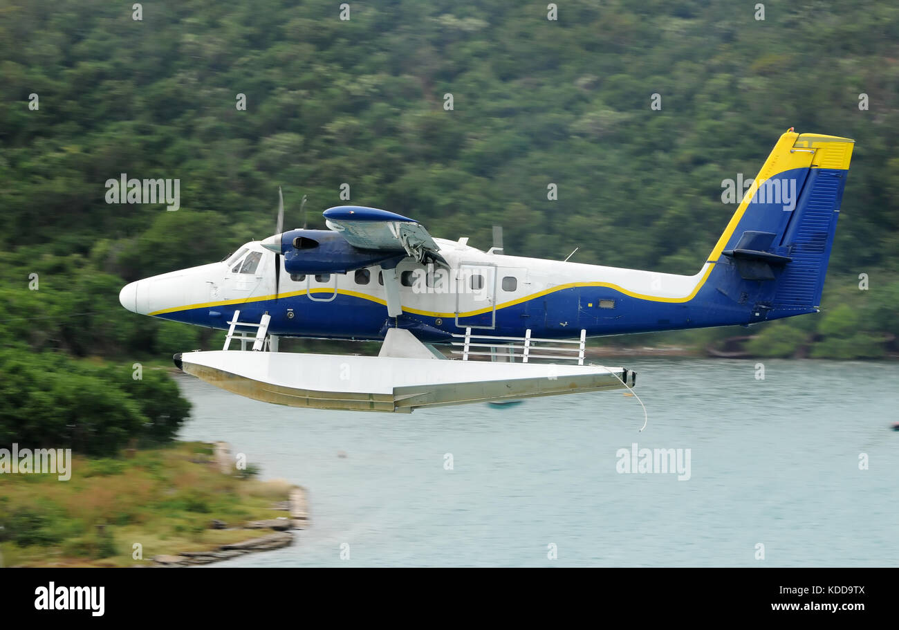 Propeller sea plane taking off side view Stock Photo Alamy