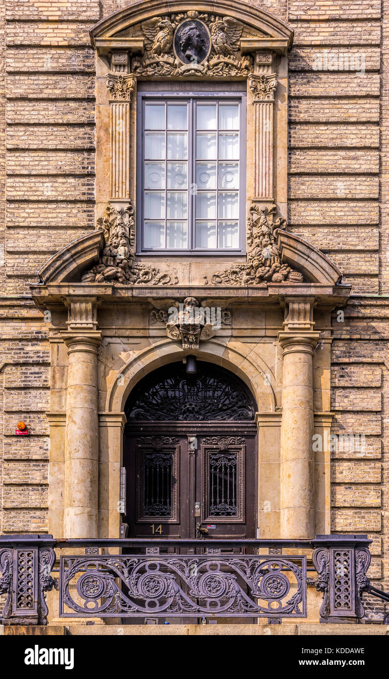 Main entrance and front door of historic Sahlgrenska huset in Norra Hamngatan 14, Gothenburg, Bohuslan, Sweden. Stock Photo