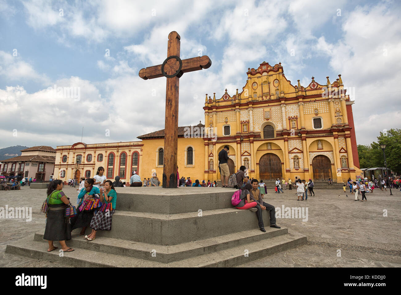April 14, 2014 San Cristobal de las Casas, Mexico: 'Plaza de la Paz' in front of San Cristobal cathedral is a popular place with locals and tourists a Stock Photo