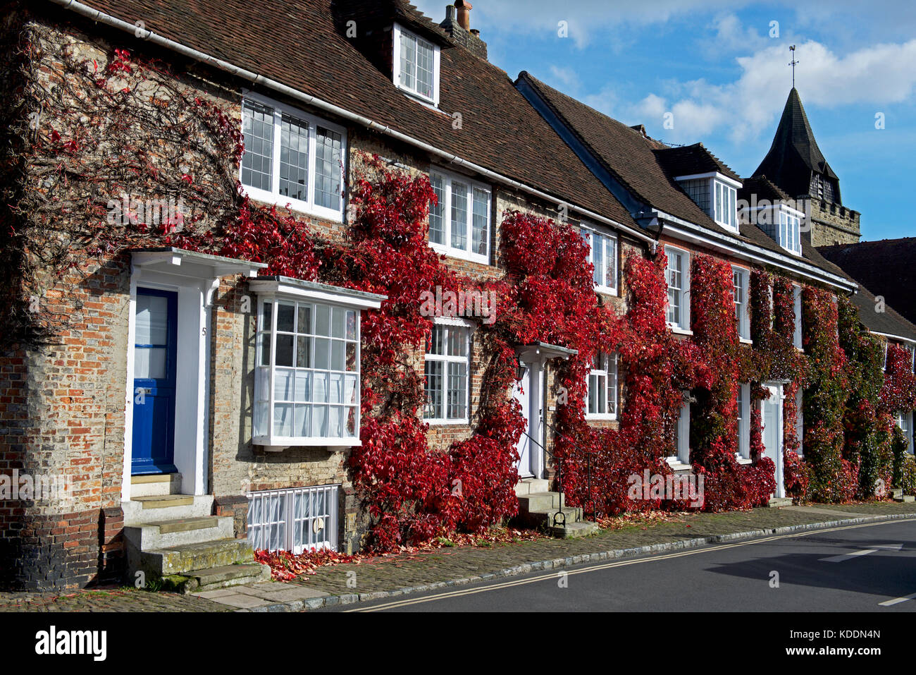 Terraced houses, Midhurst, West Sussex, England UK Stock Photo Alamy