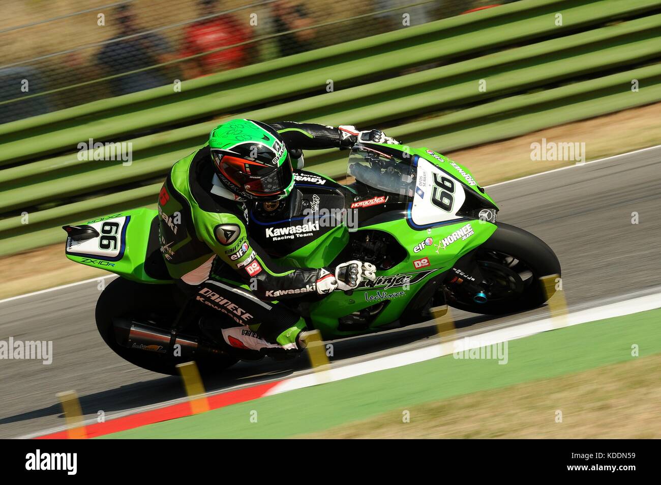 Kawasaki ninja zx hi-res stock photography and images - Page 2 - Alamy