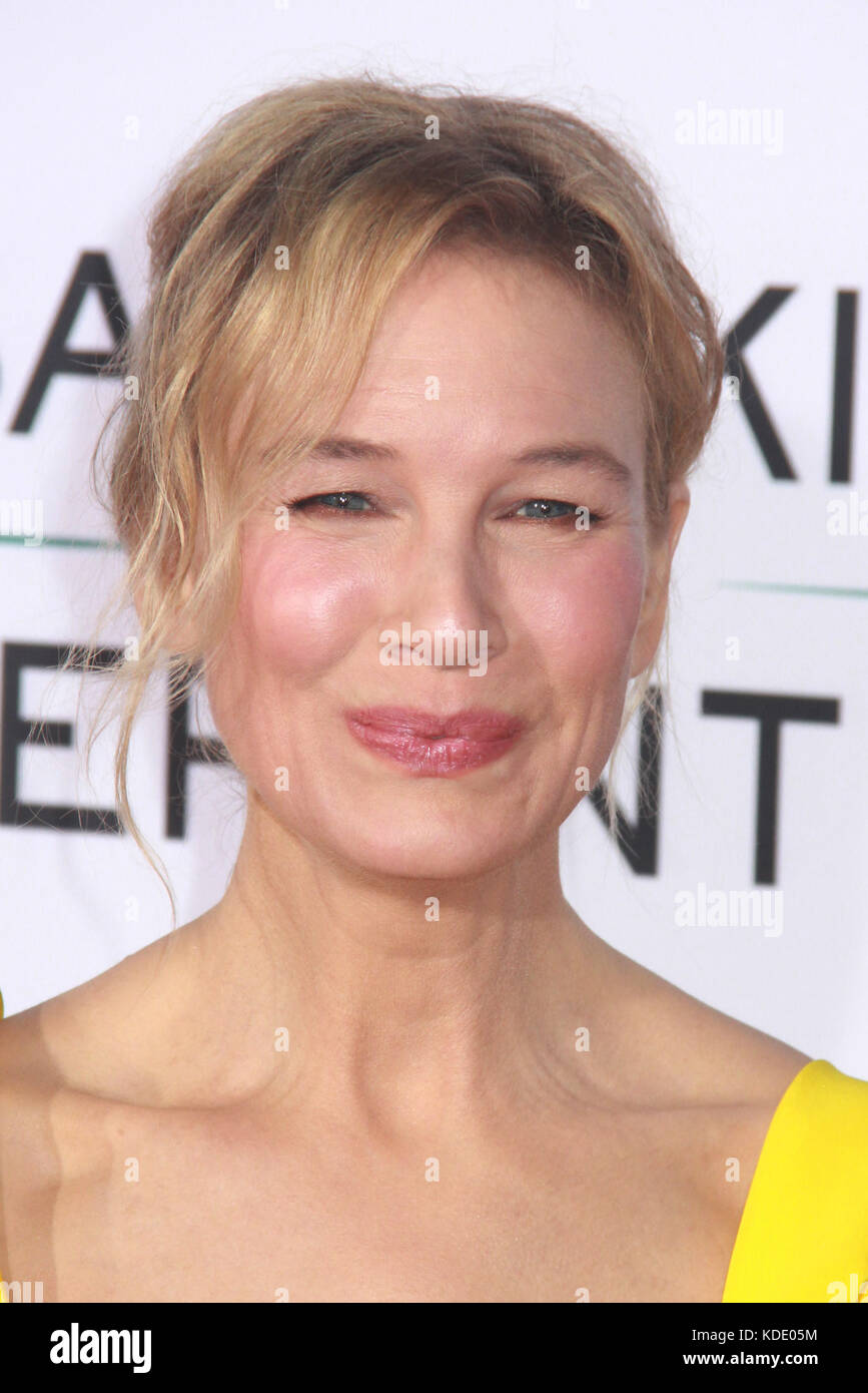 Renée Zellweger  10/12/2017 The Los Angeles Premiere of 'Same Kind of Different As Me' held at Westwood Village Theatre in Los Angeles, CA  Photo: Cronos/Hollywood News Stock Photo