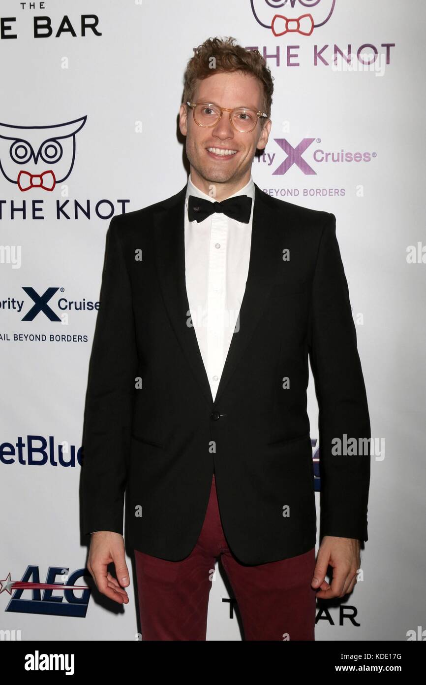 Los Angeles, CA, USA. 12th Oct, 2017. Barrett Foa at the Tie The Knot