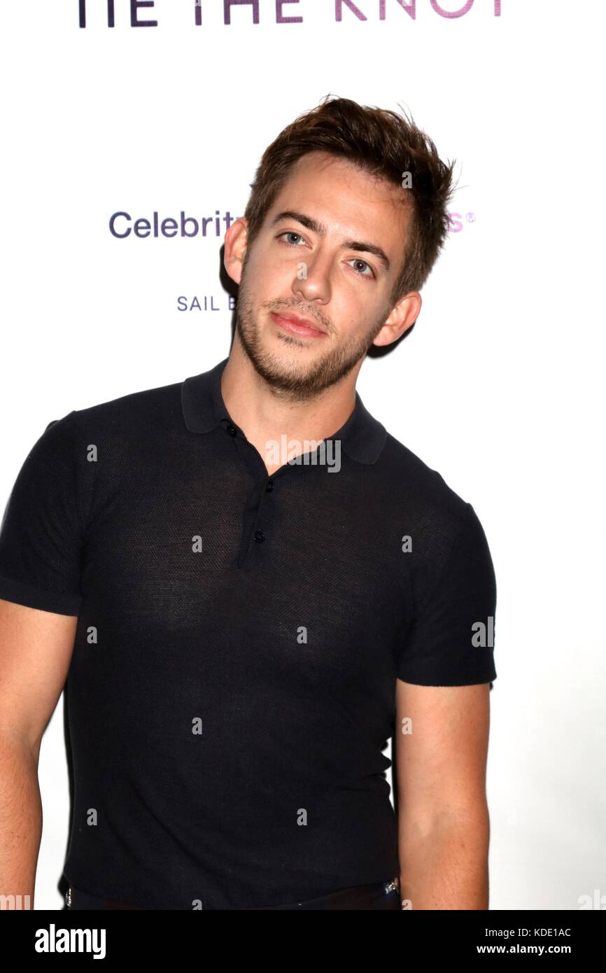 Los Angeles, CA, USA. 12th Oct, 2017. Kevin McHale at the Tie The Knot Celebrates 5-Year Anniversary at the NeueHouse on October 12, 2017 in Los Angeles, CA at arrivals for Tie The Knot Fifth Year Anniversary and Collection Launch Party, NeueHouse Hollywood, Los Angeles, CA October 12, 2017. Credit: Priscilla Grant/Everett Collection/Alamy Live News Stock Photo