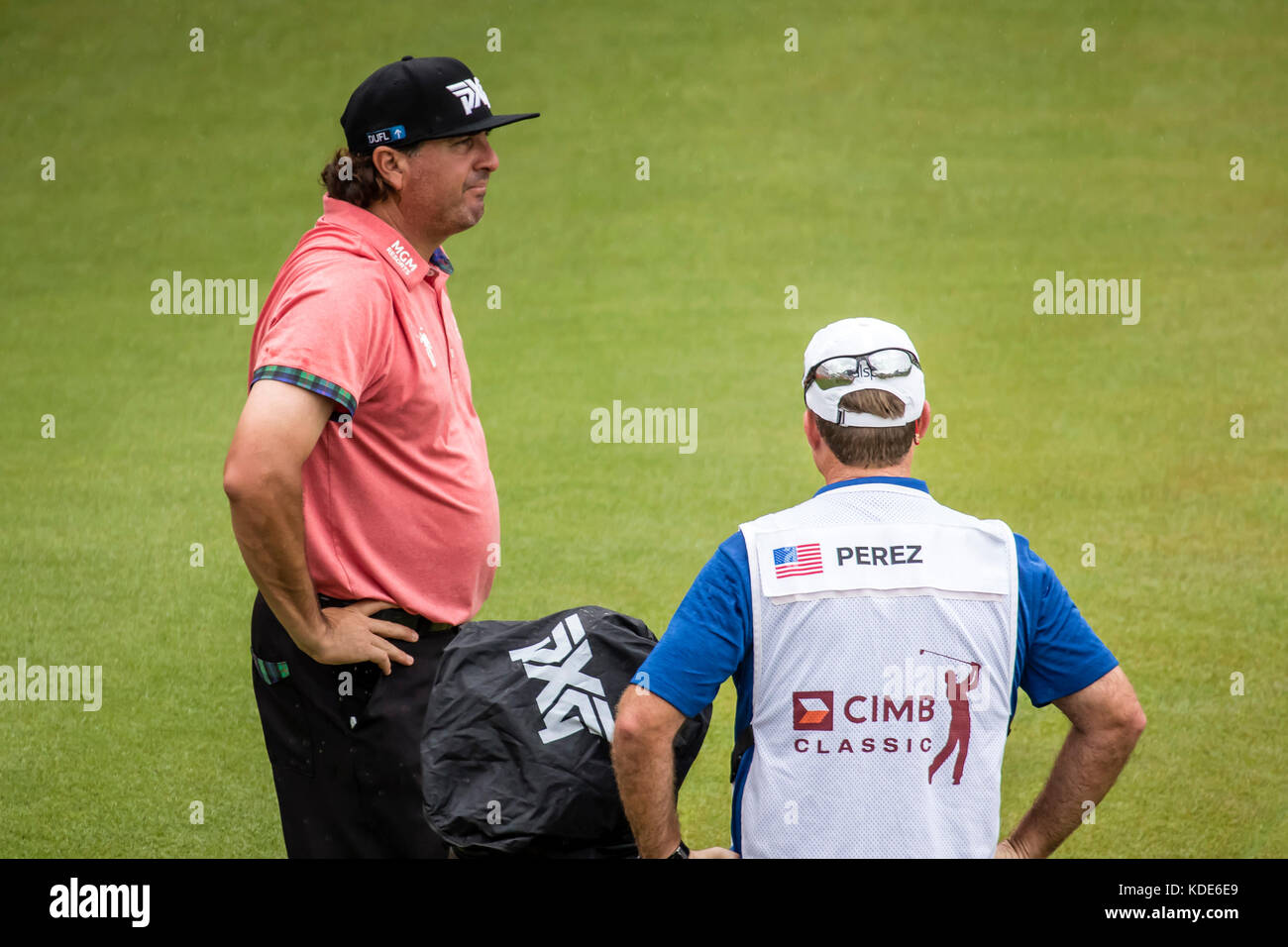 Kuala Lumpur, Malaysia. 13th October, 2017. USA Pat Perez Round Two fantastic play in the rain at PGA CIMB Classic 2017 golf tournament in Kuala Lumpur, Malaysia. © Danny Chan/Alamy Live News. Stock Photo