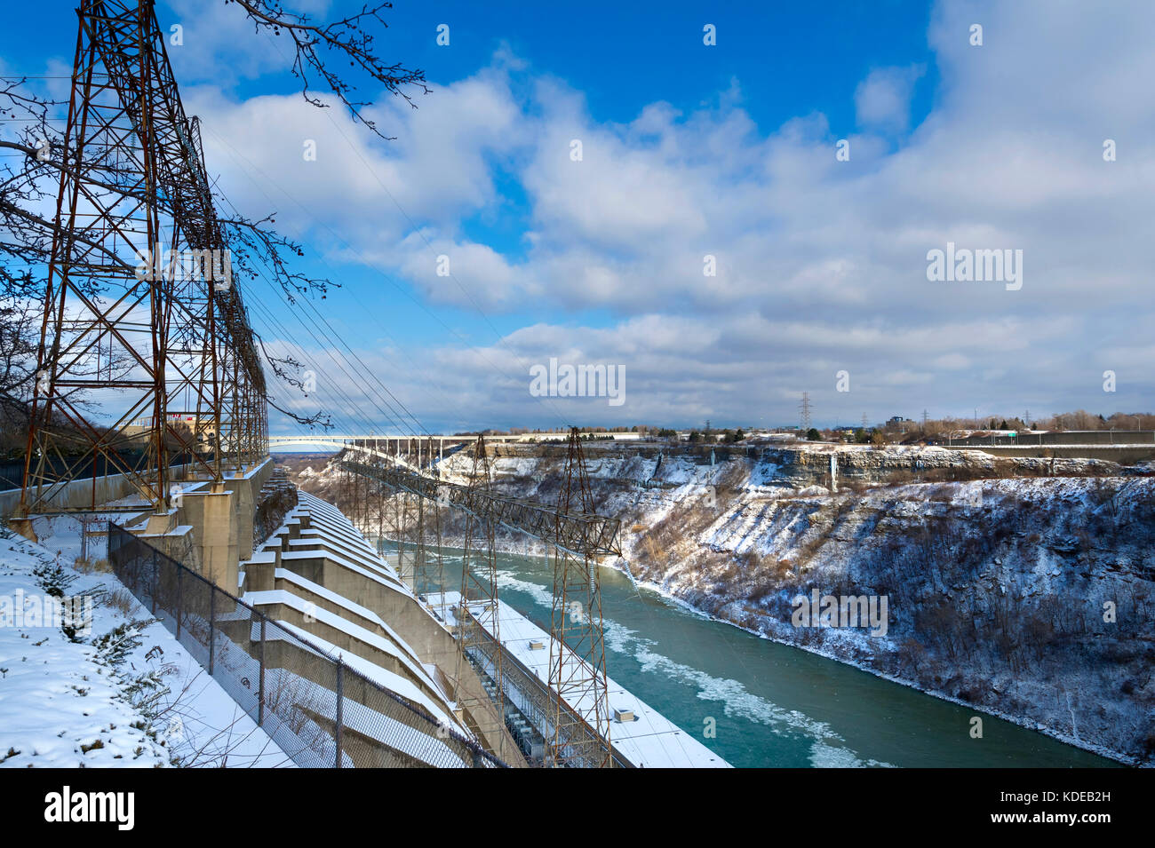 Hydroelectric power plant niagara falls hires stock photography and