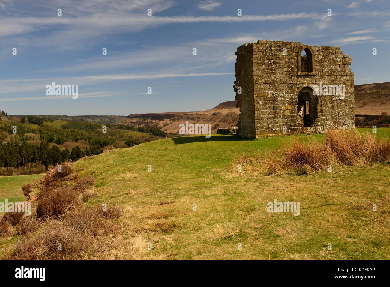 Skelton Tower, the romantic ruins of a folly on Levisham Moor, overlooking Newtondale and the North Yorkshire Moors Railway. Stock Photo