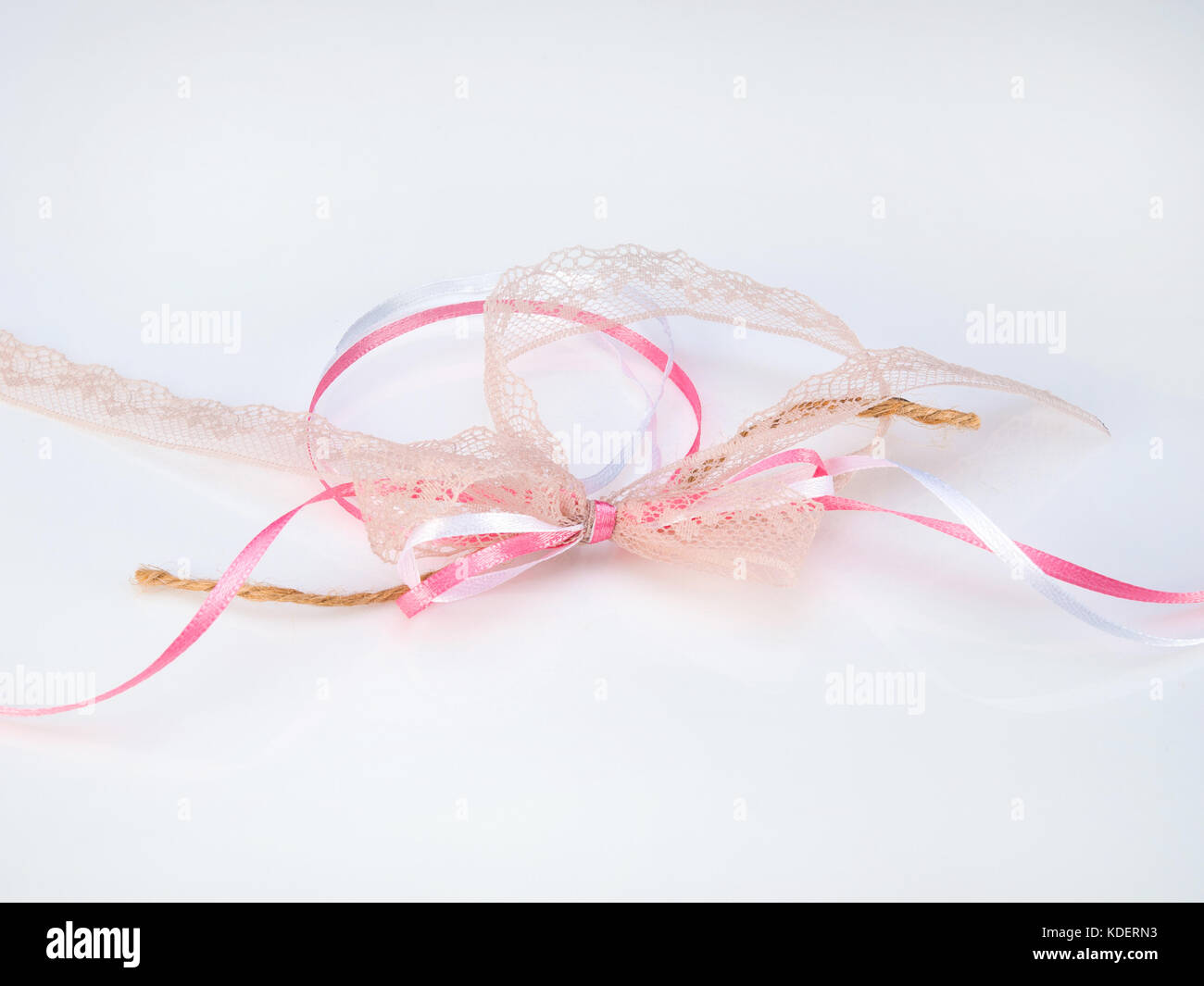 Brown box beige ribbon string hi-res stock photography and images - Alamy