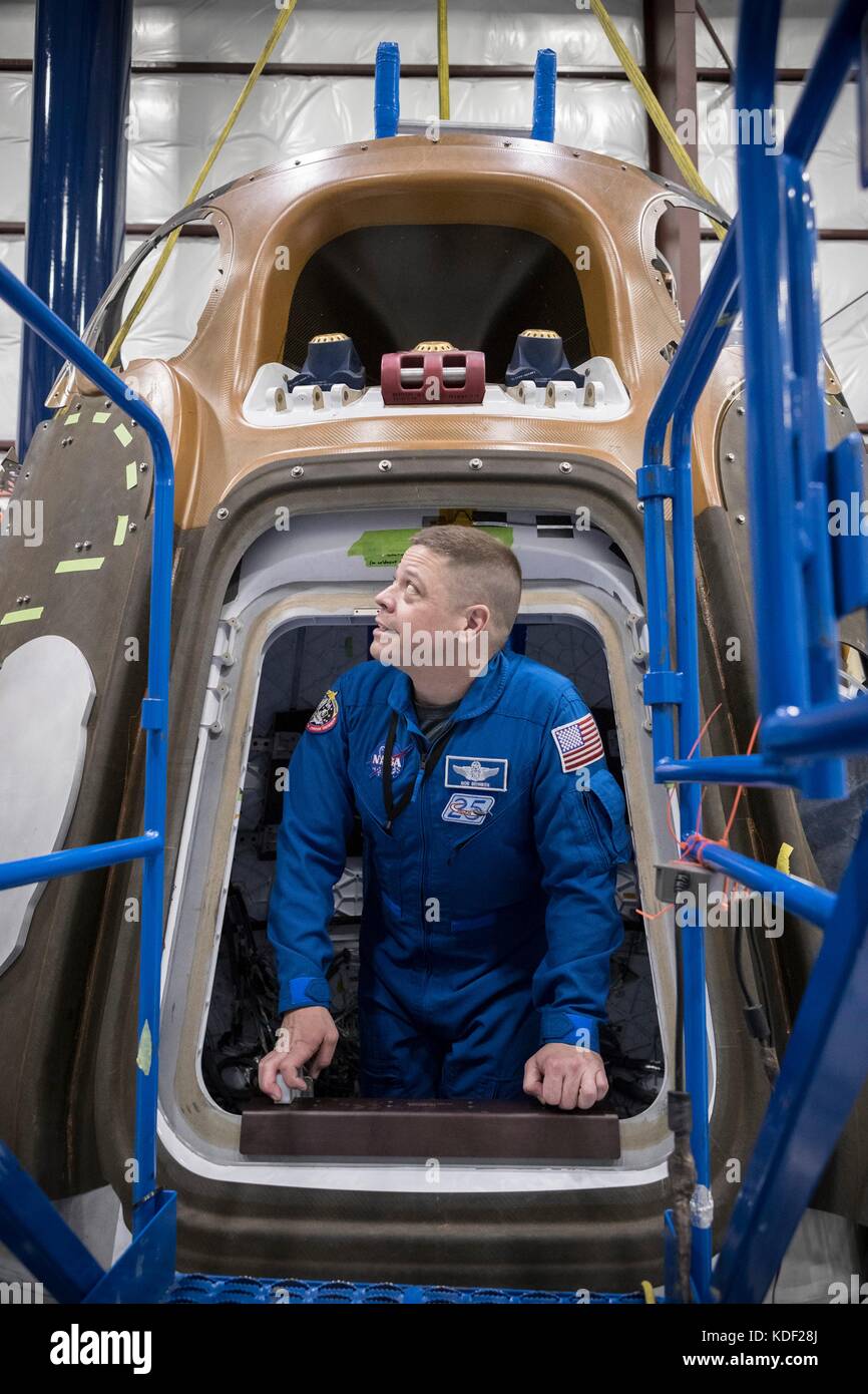 Dragon spacecraft at SpaceX headquarters, 2015 - Stock Image - C030/9058 -  Science Photo Library