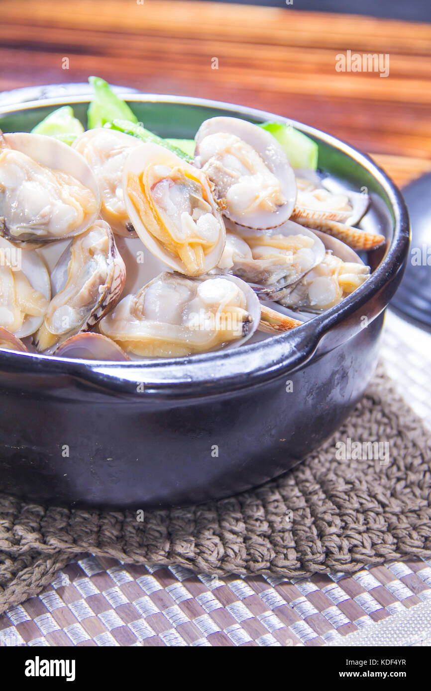 clam or mussel cuisine Stock Photo Alamy