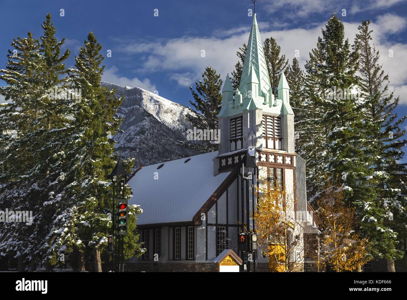 Church banff alberta canada hires stock photography and images Alamy