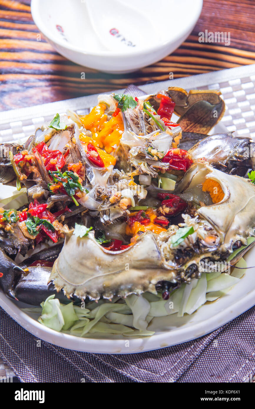 deep fried fish Stock Photo - Alamy