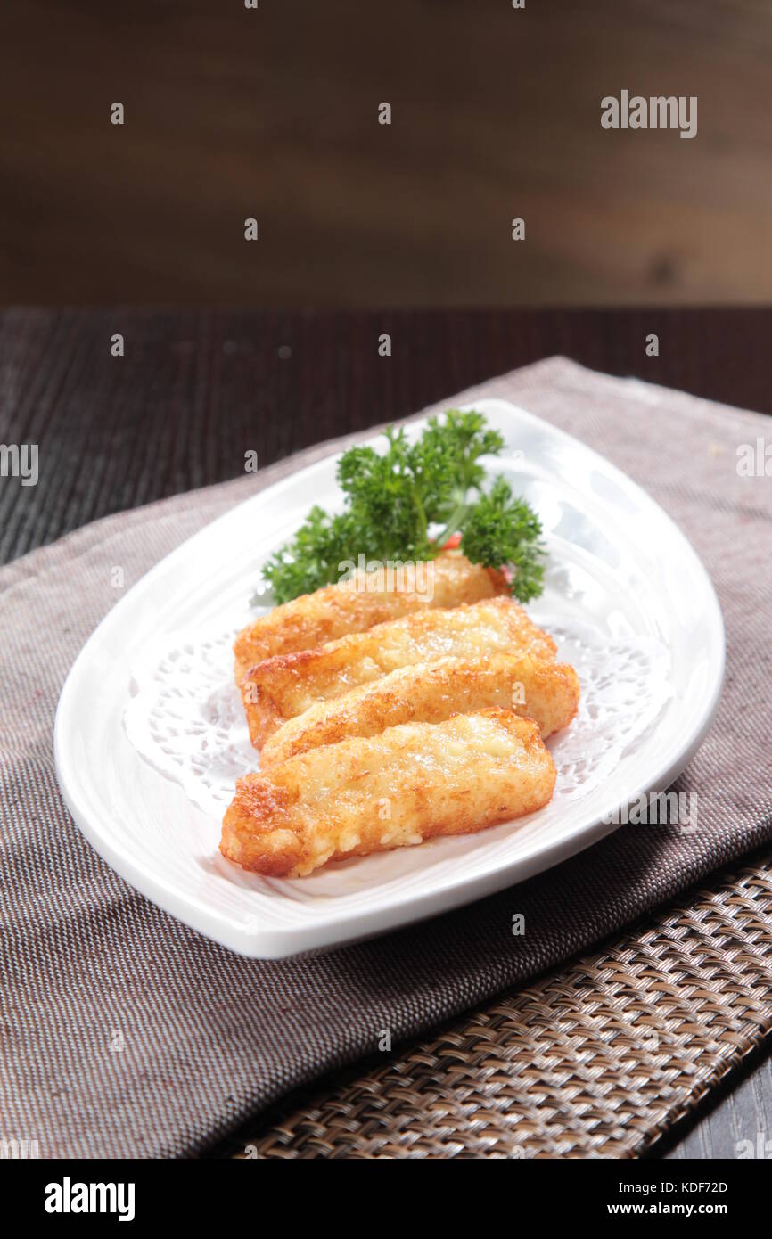 deep fried fish Stock Photo - Alamy