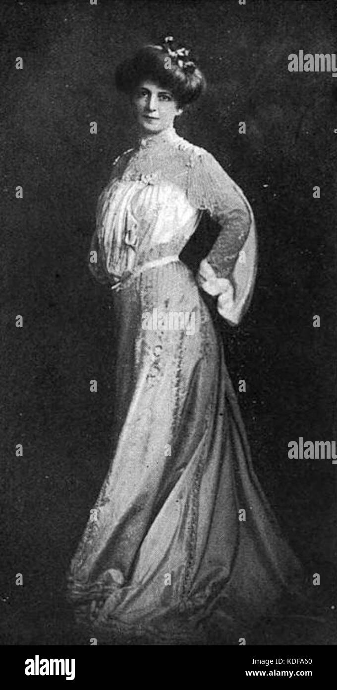 Discussion on this topic: Lillian Lawrence, lillian-lawrence/ Communication on this topic: Bituin Escalante (b. 1977), lillian-lawrence/